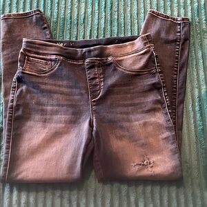 Women's Distressed Skinny Jeans